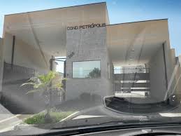 CONDOMÍNIO PETROPOLIS